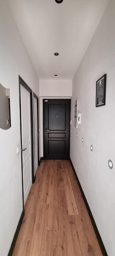 Loft 80M2 En Plein Coeur De La Vieille Ville 3 Etoiles Toulon Luaran gambar